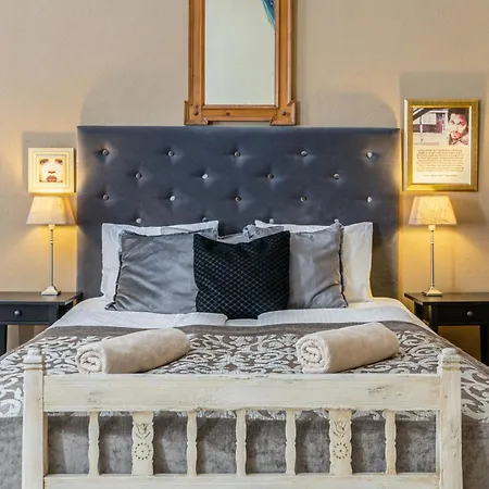 Apartament Super Chic With A Private Balcony *