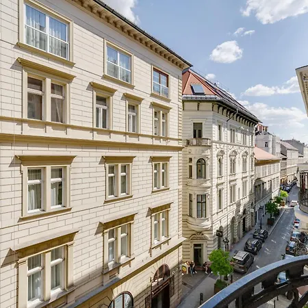 Super Chic With A Private Balcony * Budapest