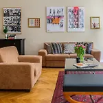 Διαμέρισμα Super Chic With A Private Balcony *