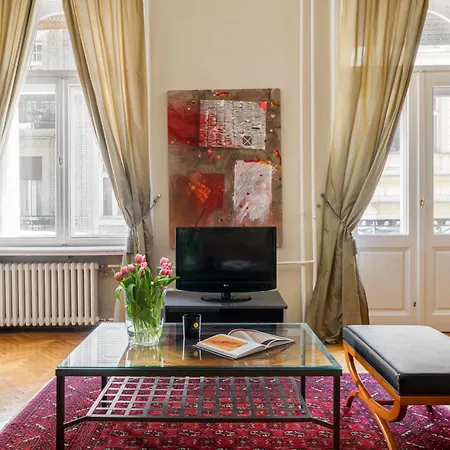 Super Chic With A Private Balcony 公寓 布达佩斯